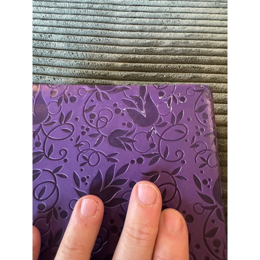 Holman King James Version Holy Bible‎ Purple Floral Design Presentation Page